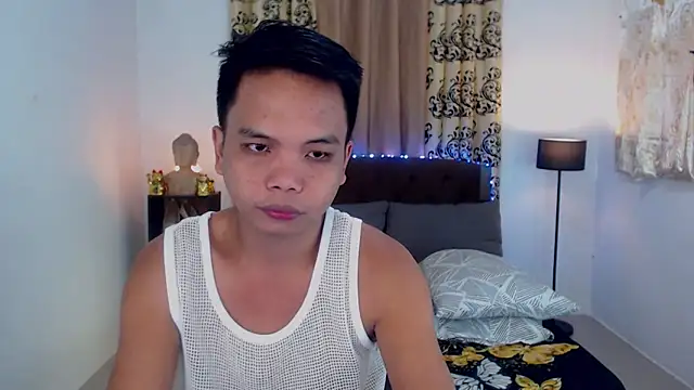 Snapshot of XExtraServiceManX chatting on September 28, 2025, 1:18 pm XExtraServiceManX online show from September 28, 2025, 1:18 pm