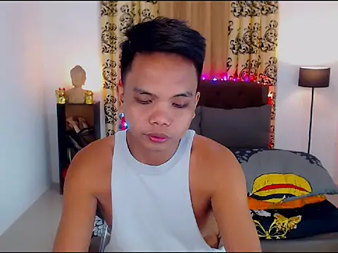 Snapshot of XExtraServiceManX chatting on September 17, 2025, 3:14 pm XExtraServiceManX online show from September 17, 2025, 3:14 pm