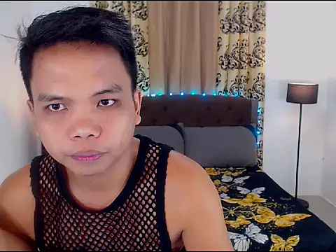 Snapshot of XExtraServiceManX chatting on September 29, 2025, 1:17 pm XExtraServiceManX online show from September 29, 2025, 1:17 pm