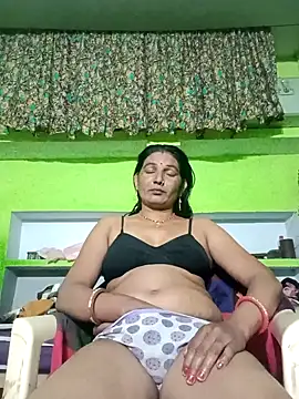 Snapshot of ZIVAA chatting on November 12, 2025, 6:12 pm ZIVAA online show from November 12, 2025, 6:12 pm