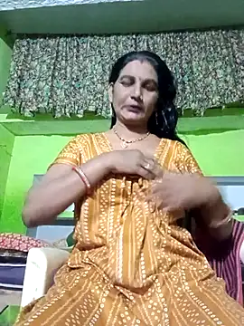 Snapshot of ZIVAA chatting on November 5, 2025, 6:16 am ZIVAA online show from November 5, 2025, 6:16 am