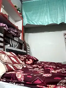 Snapshot of ZIVAA chatting on November 4, 2025, 12:53 pm ZIVAA online show from November 4, 2025, 12:53 pm