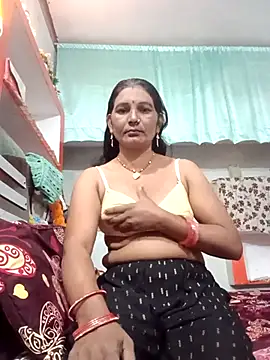 Snapshot of ZIVAA chatting on November 21, 2025, 4:11 am ZIVAA online show from November 21, 2025, 4:11 am