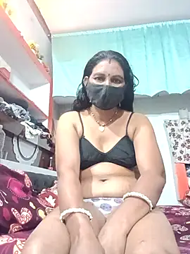 Snapshot of ZIVAA chatting on October 28, 2025, 7:40 am ZIVAA online show from October 28, 2025, 7:40 am