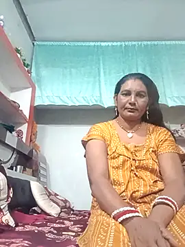 Snapshot of ZIVAA chatting on November 28, 2025, 11:32 am ZIVAA online show from November 28, 2025, 11:32 am