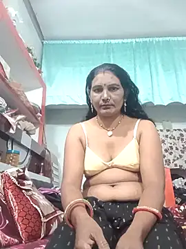 Snapshot of ZIVAA chatting on November 17, 2025, 6:06 am ZIVAA online show from November 17, 2025, 6:06 am