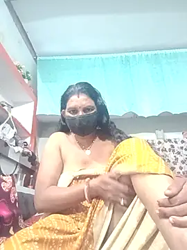 Snapshot of ZIVAA chatting on October 30, 2025, 5:32 pm ZIVAA online show from October 30, 2025, 5:32 pm