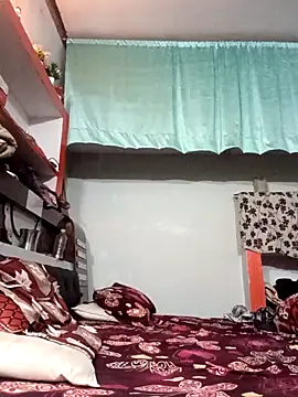 Snapshot of ZIVAA chatting on November 7, 2025, 12:42 pm ZIVAA online show from November 7, 2025, 12:42 pm