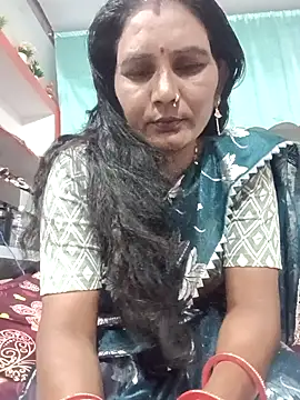 Snapshot of ZIVAA chatting on October 22, 2025, 10:36 am ZIVAA online show from October 22, 2025, 10:36 am