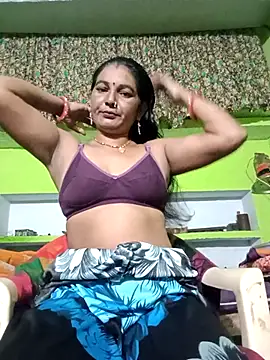 Snapshot of ZIVAA chatting on November 3, 2025, 6:22 pm ZIVAA online show from November 3, 2025, 6:22 pm