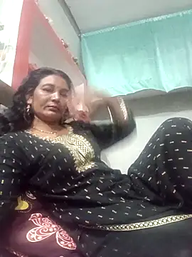 Snapshot of ZIVAA chatting on January 6, 2026, 5:22 am ZIVAA online show from January 6, 2026, 5:22 am