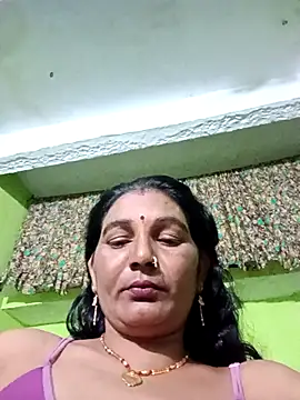 Snapshot of ZIVAA chatting on October 18, 2025, 6:48 am ZIVAA online show from October 18, 2025, 6:48 am