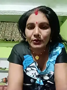 Snapshot of ZIVAA chatting on July 6, 2026, 4:42 pm ZIVAA online show from July 6, 2026, 4:42 pm