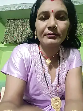 Snapshot of ZIVAA chatting on July 16, 2026, 5:21 pm ZIVAA online show from July 16, 2026, 5:21 pm