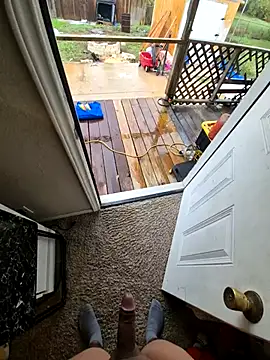 EsDezz88 online show from December 17, 2025, 3:39 pm