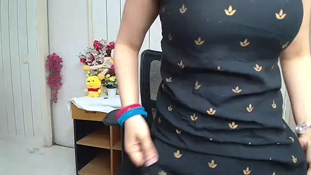 Snapshot of ruby100 chatting on March 4, 2026, 12:57 pm ruby100 online show from March 4, 2026, 12:57 pm