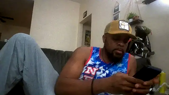 Snapshot of Str8ishVegasGuy chatting on October 12, 2025, 7:54 am Str8ishVegasGuy online show from October 12, 2025, 7:54 am