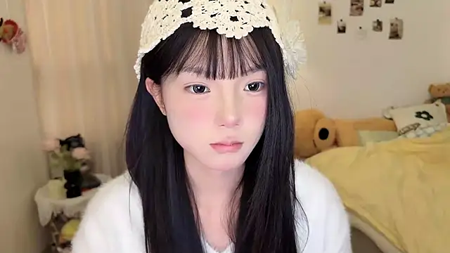 Momo-xx online show from January 17, 2026, 3:43 am