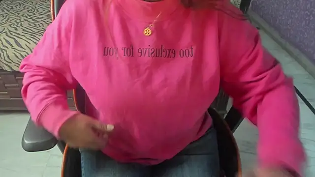 Snapshot of ShylaGill chatting on December 1, 2025, 3:46 pm ShylaGill online show from December 1, 2025, 3:46 pm