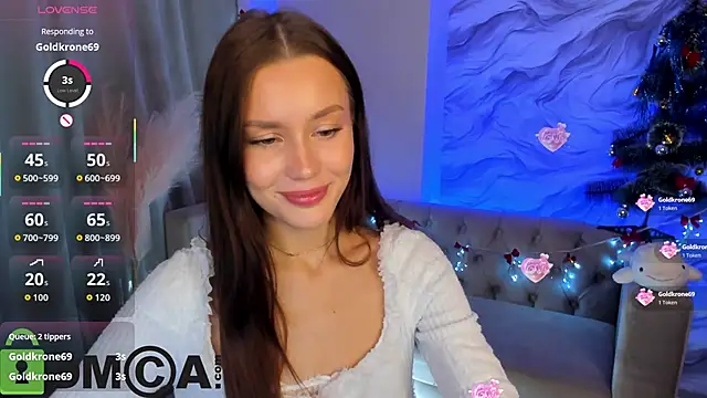 Snapshot of Aria_Mila chatting on December 19, 2025, 12:18 pm Aria Mila online show from December 19, 2025, 12:18 pm