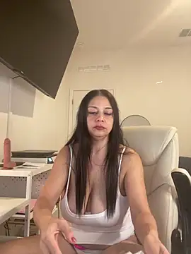 delinalake online show from December 19, 2025, 12:36 am