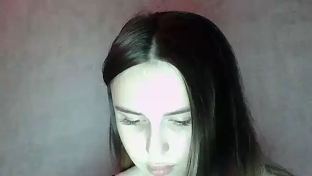 Snapshot of SweetLoraa chatting on June 24, 2026, 9:56 pm SweetLoraa online show from June 24, 2026, 9:56 pm