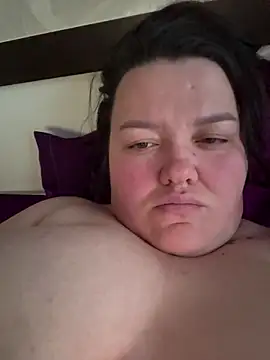 SunnyLeila2101 online show from April 7, 2026, 4:09 pm