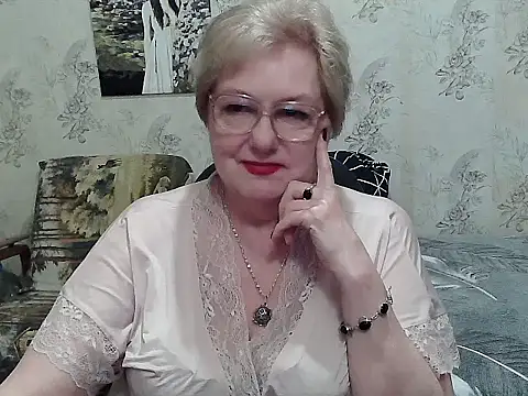 Snapshot of Renata62011 chatting on April 19, 2026, 6:10 pm Renata62011 online show from April 19, 2026, 6:10 pm