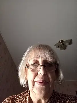 Snapshot of Anatolia5961 chatting on June 19, 2026, 1:11 am Anatolia5961 online show from June 19, 2026, 1:11 am