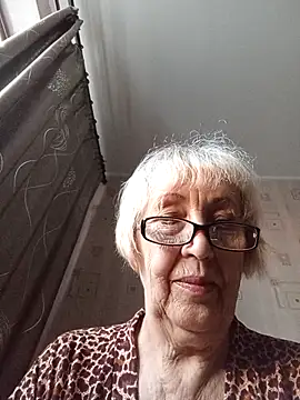 Snapshot of Anatolia5961 chatting on September 12, 2025, 2:50 pm Anatolia5961 online show from September 12, 2025, 2:50 pm