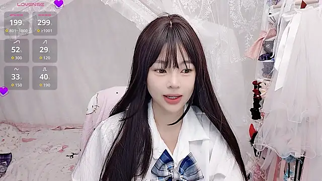 9aunatiis online show from February 19, 2026, 8:50 pm