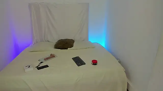 KingStark  online show from September 30, 2025, 11:27 am