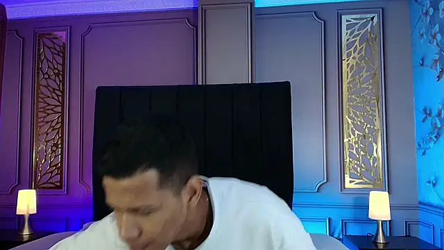 KingStark  online show from September 13, 2025, 11:32 am