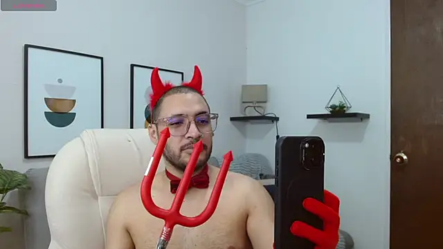   Damian    online show from October 30, 2025, 11:56 pm