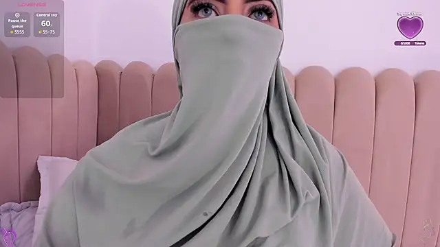 Jasmin hamdan online show from November 7, 2025, 6:34 pm