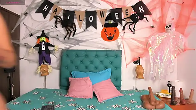 Snapshot of juliana_13 chatting on October 19, 2025, 12:08 pm juliana 13 online show from October 19, 2025, 12:08 pm