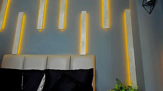 VenusBlazer online show from September 21, 2025, 12:10 pm