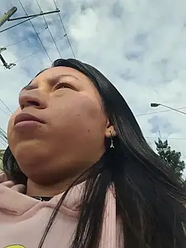 BellaRoux1 online show from January 11, 2026, 12:45 pm