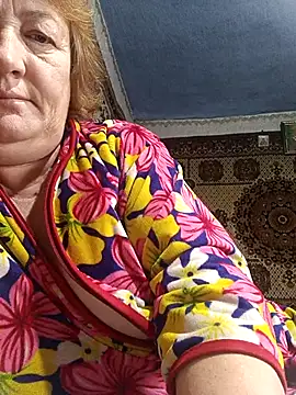 Snapshot of NikaLove49011 chatting on October 7, 2025, 8:48 am NikaLove49011 online show from October 7, 2025, 8:48 am