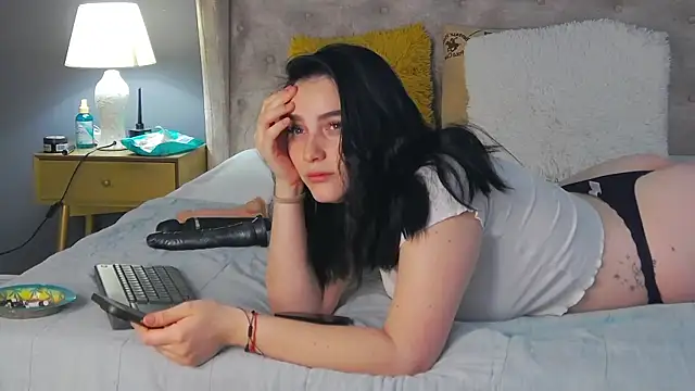 Leah Brooks online show from January 7, 2026, 5:23 am