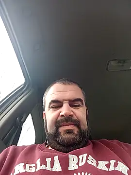 HairypapaK online show from February 18, 2026, 8:11 am