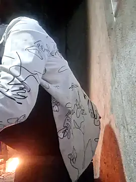 mo4mh online show from March 28, 2026, 11:22 am