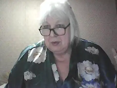 Snapshot of Alexia64231 chatting on March 1, 2026, 9:15 pm Alexia64231 online show from March 1, 2026, 9:15 pm