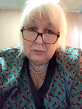 Alexia64231 online show from October 29, 2025, 7:40 am