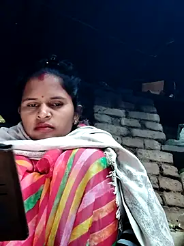 Snapshot of Sanjna_cuty chatting on December 16, 2025, 1:32 am Sanjna cuty online show from December 16, 2025, 1:32 am