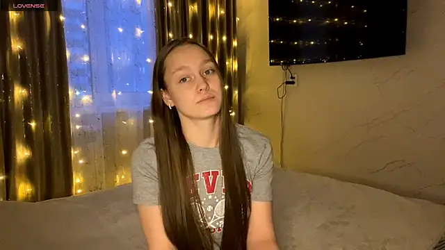 SoSweetGirl online show from December 18, 2025, 10:08 am