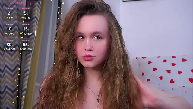 SusannaScholler online show from March 7, 2026, 10:04 pm