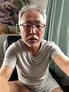 gholly2007 online show from October 24, 2025, 1:26 am