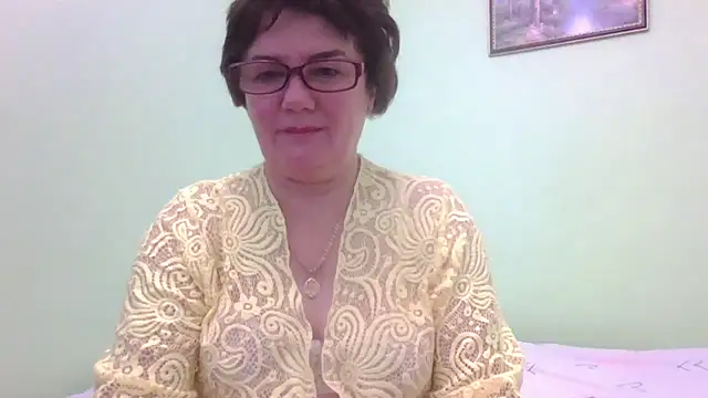 Snapshot of Galina56301 chatting on November 21, 2025, 8:19 pm Galina56301 online show from November 21, 2025, 8:19 pm