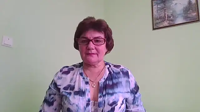 Snapshot of Galina56301 chatting on October 29, 2025, 7:29 am Galina56301 online show from October 29, 2025, 7:29 am
